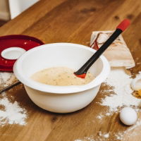 2-IN-1 SPATULA / SCRAPER