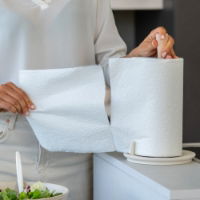 MILK WHITE ''ROLL&TEAR'' UNIVERSAL KITCHEN ROLL HOLDER