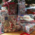 SANTA BRINGS GIFTS PAPER NAPKINS 33 X 33CM